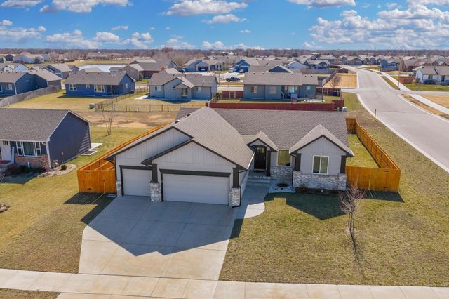 2203 E Watercress St, Andover, KS 67002