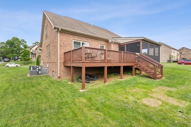 1384 Round Hill Lane, Spring Hill, TN 37174