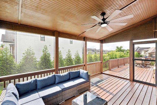 1384 Round Hill Lane, Spring Hill, TN 37174