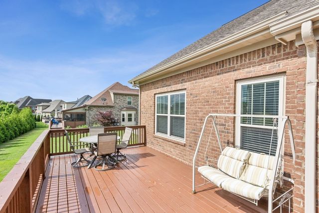 1384 Round Hill Lane, Spring Hill, TN 37174