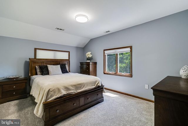8150 PLOWDEN DR, La Plata, MD 20646