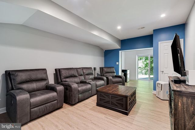 8150 PLOWDEN DR, La Plata, MD 20646