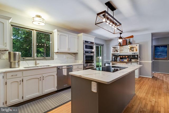 8150 PLOWDEN DR, La Plata, MD 20646
