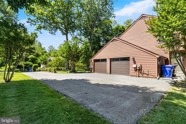 8150 PLOWDEN DR, La Plata, MD 20646