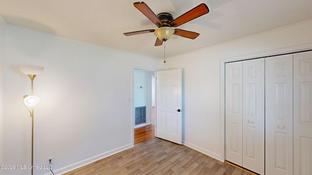 665 Salem Avenue, Holly Springs, MS 38635