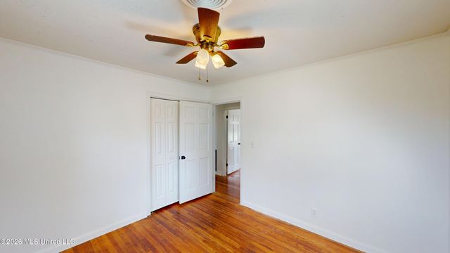 665 Salem Avenue, Holly Springs, MS 38635