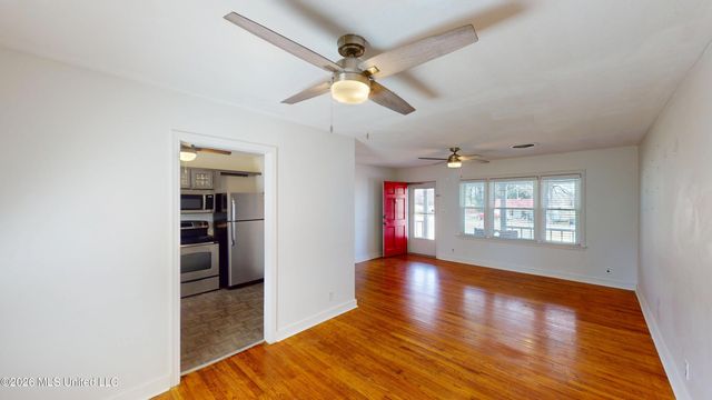 665 Salem Avenue, Holly Springs, MS 38635