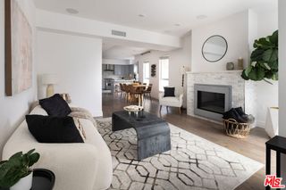 11979 Walnut Lane 1, Los Angeles, CA 90025