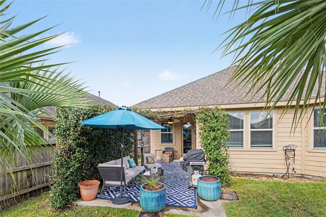 27907 Hidden Stream Drive, Spring, TX 77386