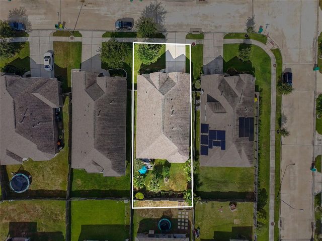 27907 Hidden Stream Drive, Spring, TX 77386