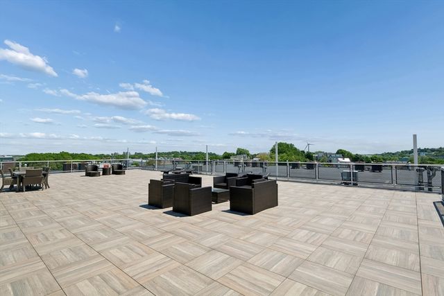 950 Broadway 36, Chelsea, MA 02150
