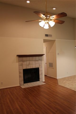 203 E 31st ST 309, Austin, TX 78705