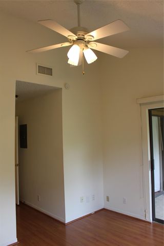 203 E 31st ST 309, Austin, TX 78705