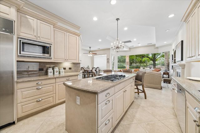 3018 Bonnebridge Way Boulevard, Houston, TX 77082