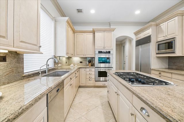 3018 Bonnebridge Way Boulevard, Houston, TX 77082