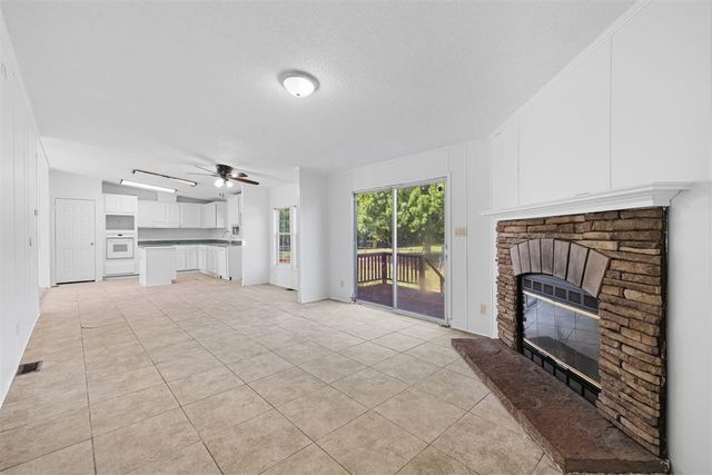 201 Burntwood Drive, Tuttle, OK 73089