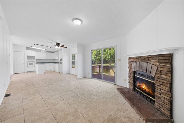 201 Burntwood Drive, Tuttle, OK 73089