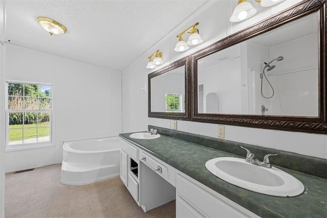 201 Burntwood Drive, Tuttle, OK 73089