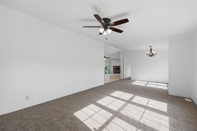 201 Burntwood Drive, Tuttle, OK 73089