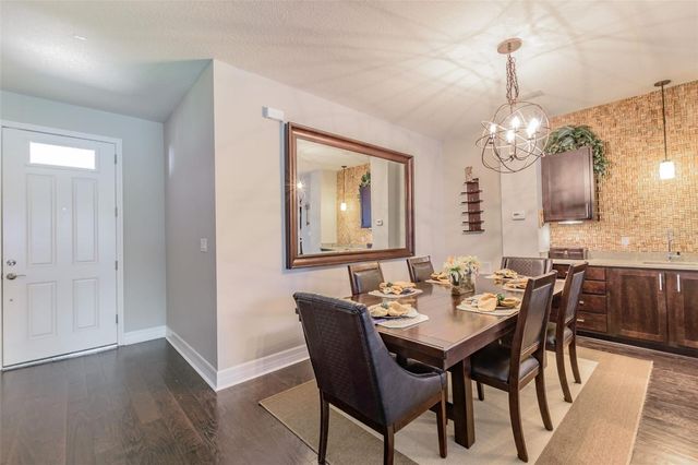 407 S TAMPANIA AVENUE, Tampa, FL 33609