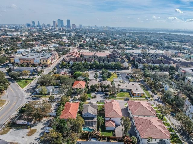 407 S TAMPANIA AVENUE, Tampa, FL 33609