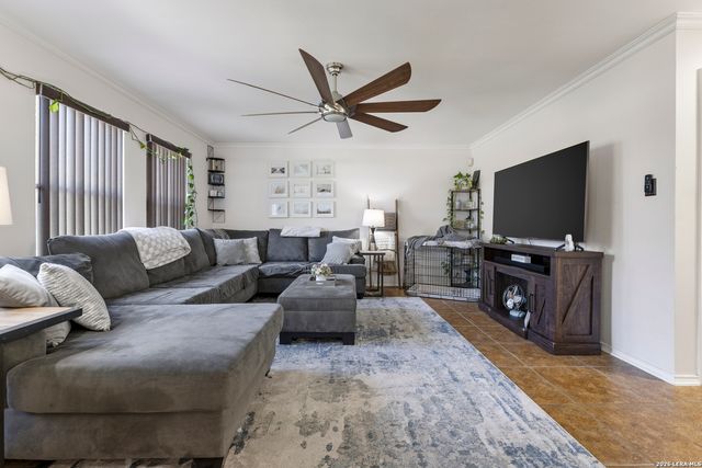 9015 Valhalla, Selma, TX 78154