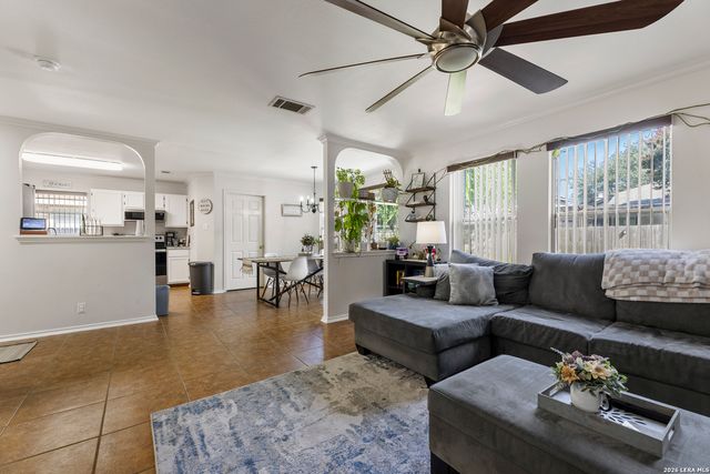 9015 Valhalla, Selma, TX 78154