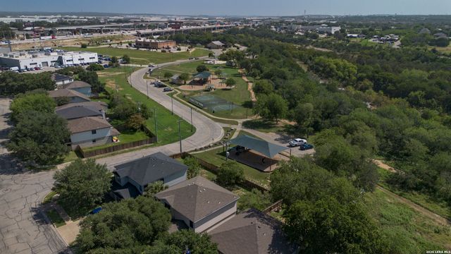 9015 Valhalla, Selma, TX 78154