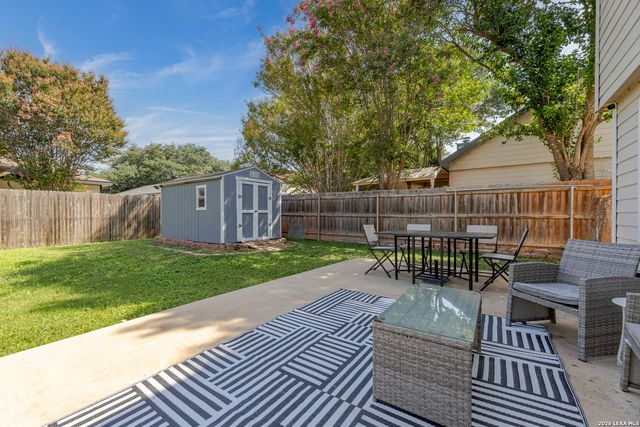 9015 Valhalla, Selma, TX 78154
