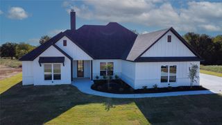 216 Stuart Street, Paradise, TX 76073