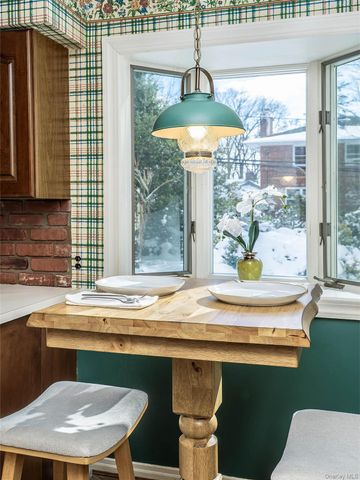 24 Orchard Farm Road, Port Washington, NY 11050