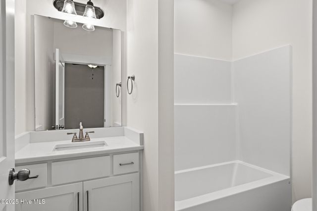 122 Shell Road, Holly Ridge, NC 28445