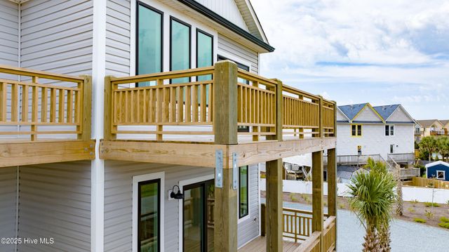 122 Shell Road, Holly Ridge, NC 28445