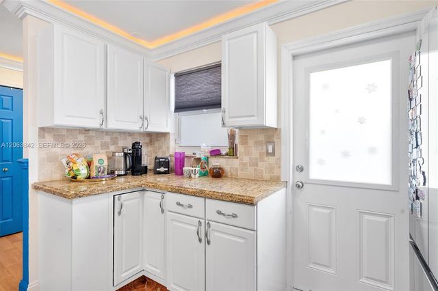 1000 NE 12th Avenue 408, Hallandale Beach, FL 33009