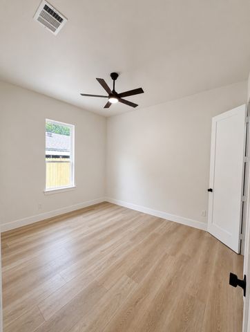 3426 Ingersoll Street, Dallas, TX 75212