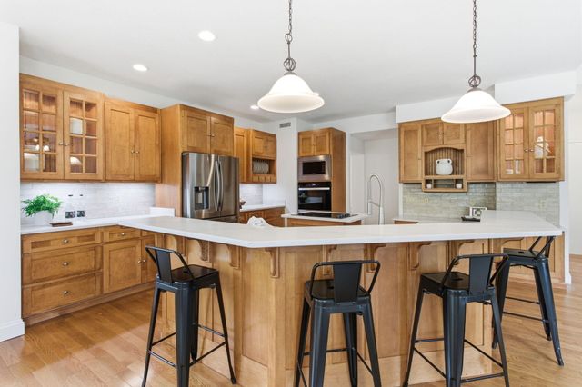 4551 E RAVENS RIDGE DR, Columbia, MO 65201