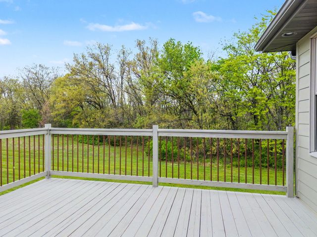 4551 E RAVENS RIDGE DR, Columbia, MO 65201