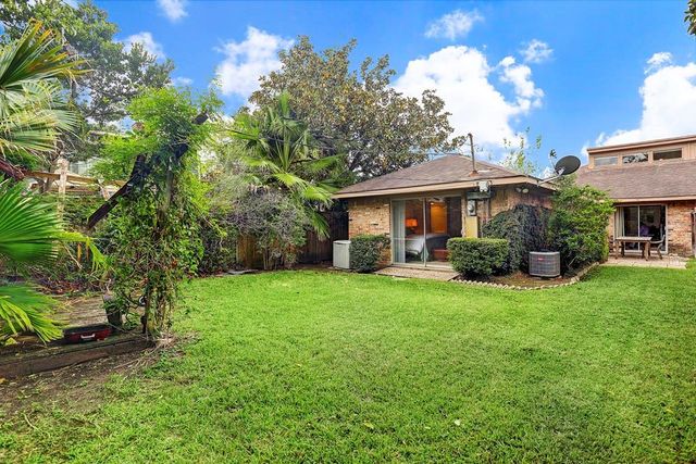 1611 Potomac Drive, Houston, TX 77057