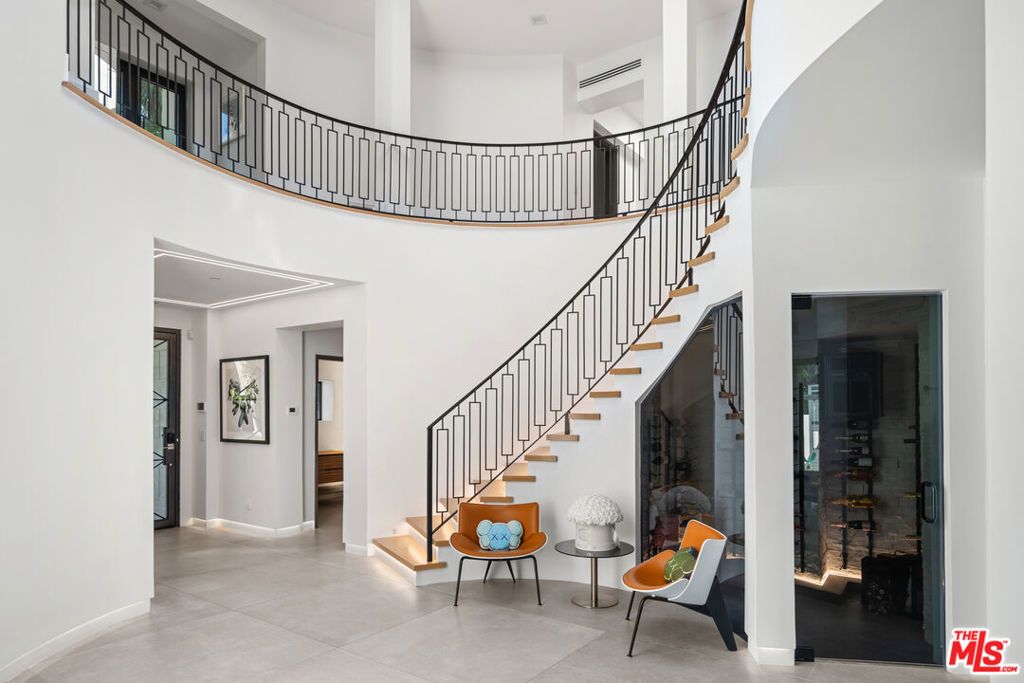 4965 Avenida Oriente, Tarzana, CA 91356 — photo 4