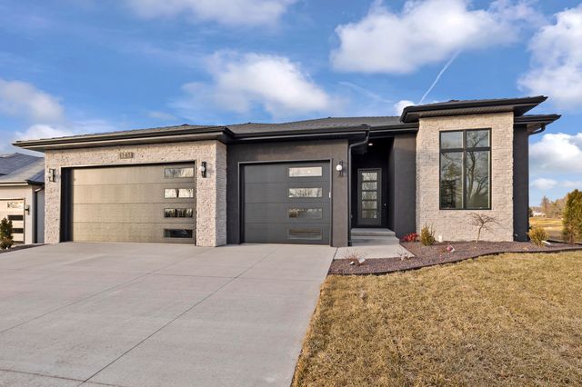 4141 E Vintage Point Drive, Rogersville, MO 65742