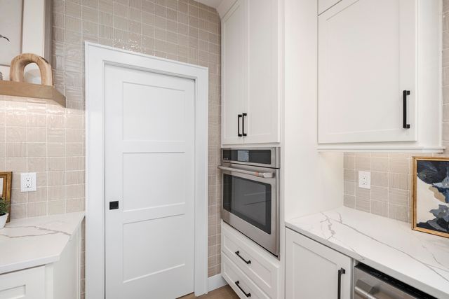 4141 E Vintage Point Drive, Rogersville, MO 65742