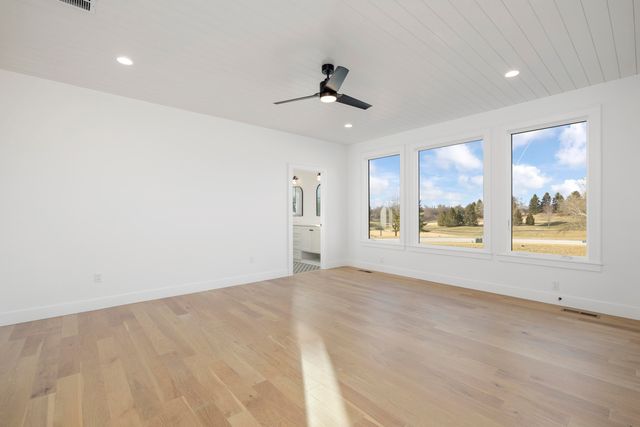 4141 E Vintage Point Drive, Rogersville, MO 65742