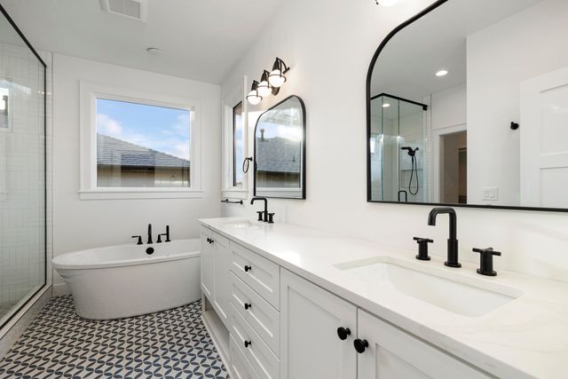 4141 E Vintage Point Drive, Rogersville, MO 65742