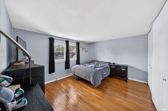 56563 Pinecrest Drive, Elkhart, IN 46516