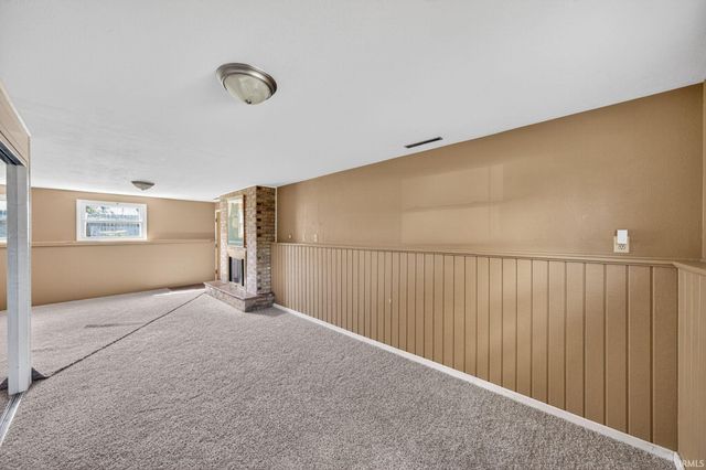 56563 Pinecrest Drive, Elkhart, IN 46516
