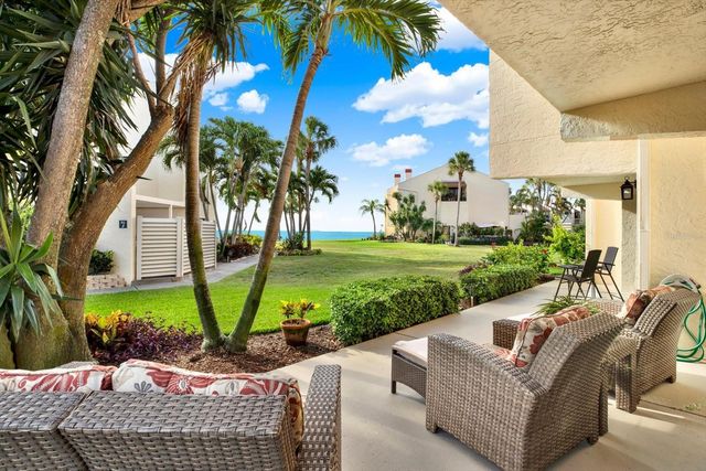 7530 SUNSHINE SKYWAY LANE S P7, St Petersburg, FL 33711