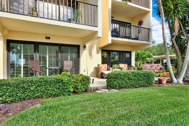 7530 SUNSHINE SKYWAY LANE S P7, St Petersburg, FL 33711