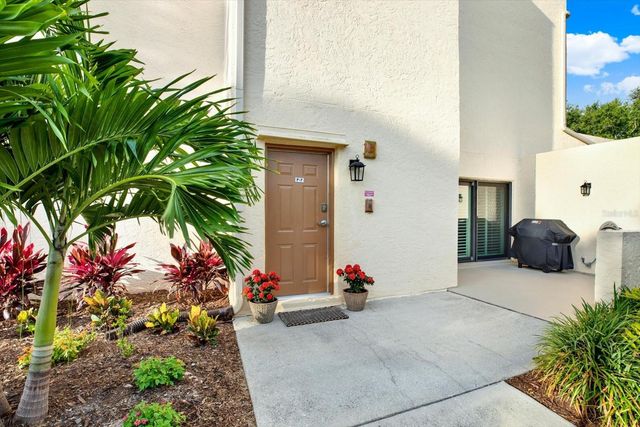 7530 SUNSHINE SKYWAY LANE S P7, St Petersburg, FL 33711