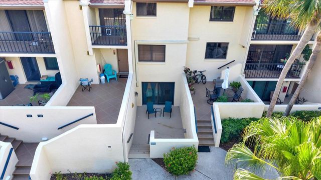 7530 SUNSHINE SKYWAY LANE S P7, St Petersburg, FL 33711