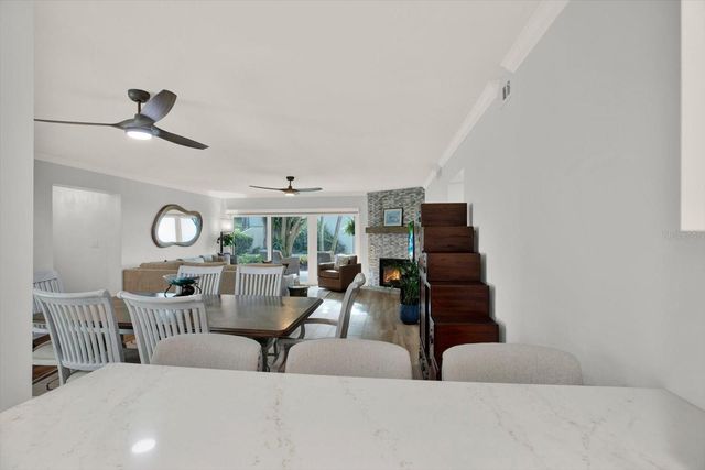 7530 SUNSHINE SKYWAY LANE S P7, St Petersburg, FL 33711